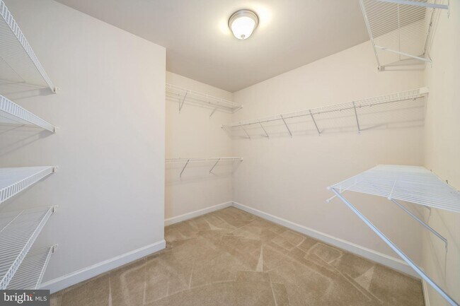 Building Photo - 20752 Duxbury Terrace