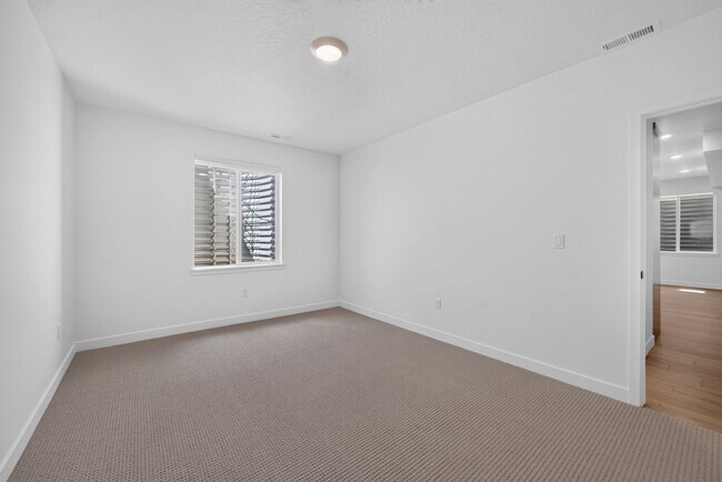 Building Photo - 6288 W Butte County Dr