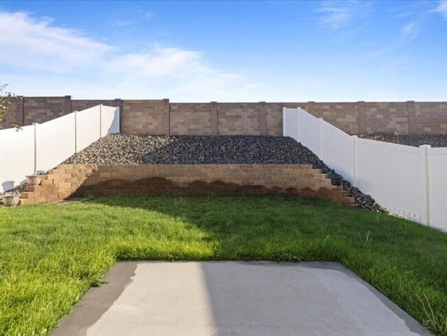 Building Photo - 5329 Remington Dr