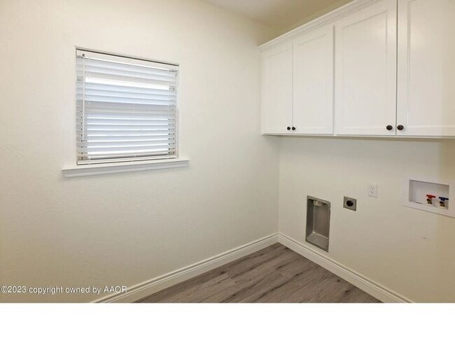 Building Photo - 18401 Bradley Ln