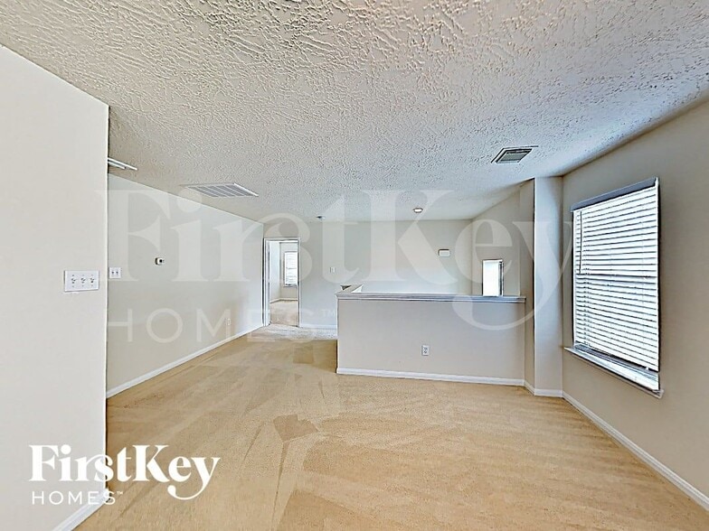 Building Photo - 29206 Legends Beam Dr