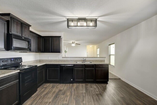 Building Photo - 1444 Breanna Ln