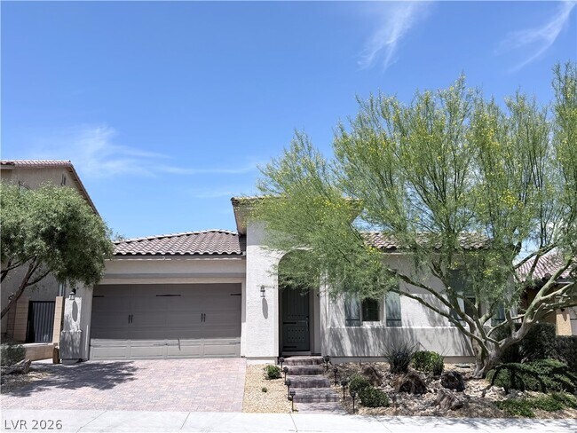 Building Photo - 9936 Wildhorse Cyn Ave