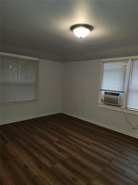 Building Photo - 421 NW 10TH Av