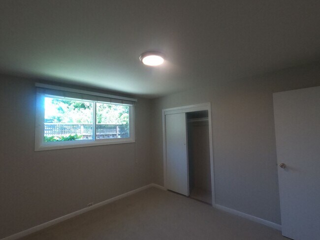 Building Photo - CHARMING TWO BEDROOM SAN RAFAEL HOME A FEW BLOCKS FROM DOWNTOWN