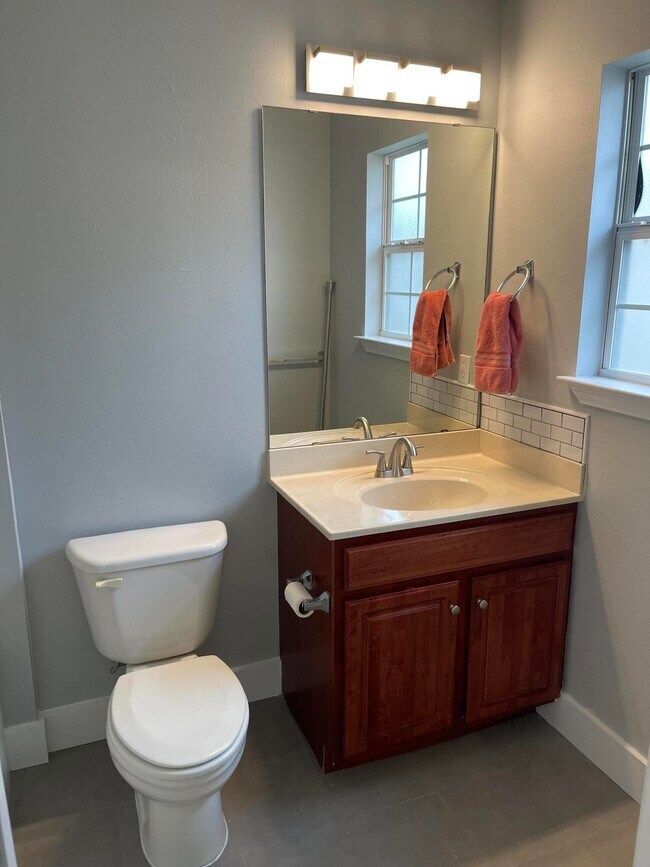 Building Photo - 7482 Autumn Trace Blvd