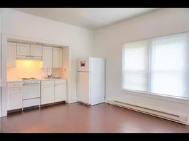 Building Photo - 509 Elm St