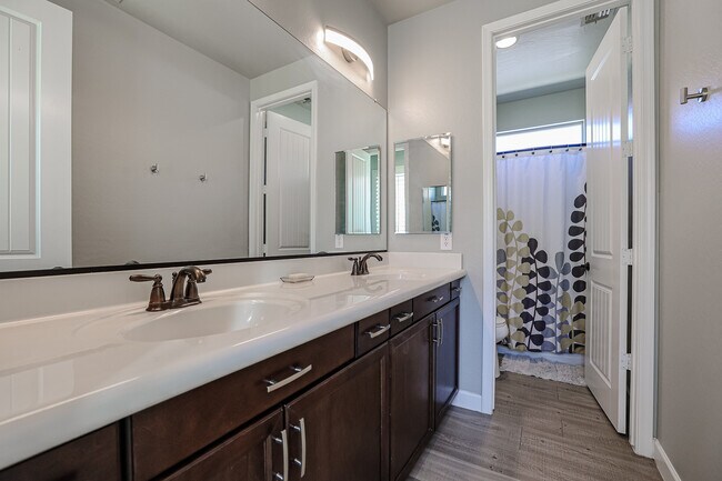 Building Photo - 15626 W Campbell Ave