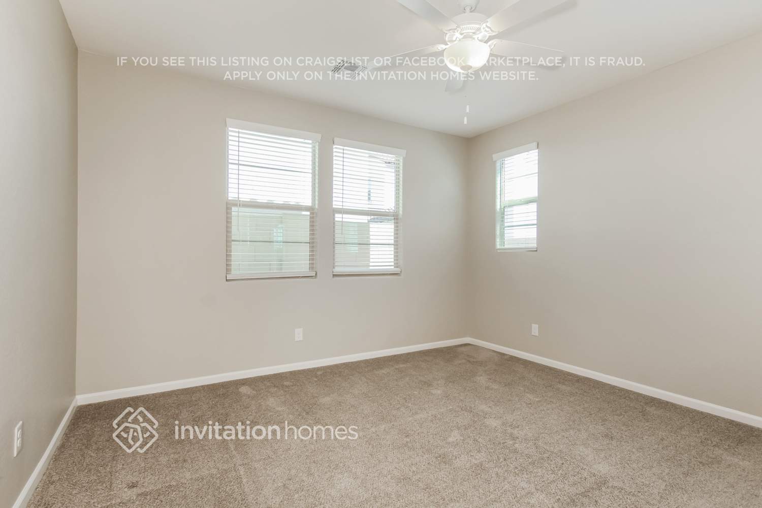 Building Photo - 18947 W Pasadena Ave