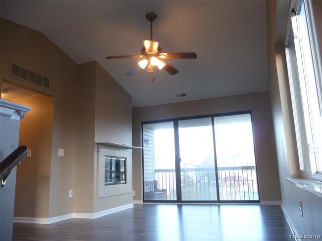 Building Photo - 30631 Hidden Pines Ln