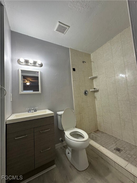 Building Photo - 4717 Douglas Ln