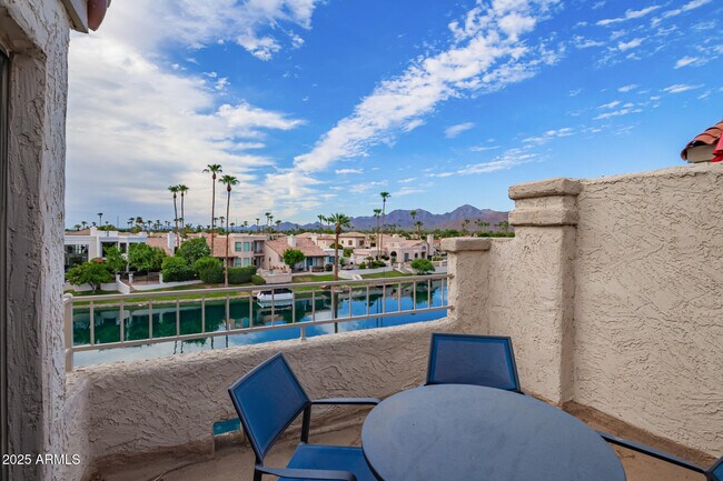 Building Photo - 10080 E Mountainview Lake Dr