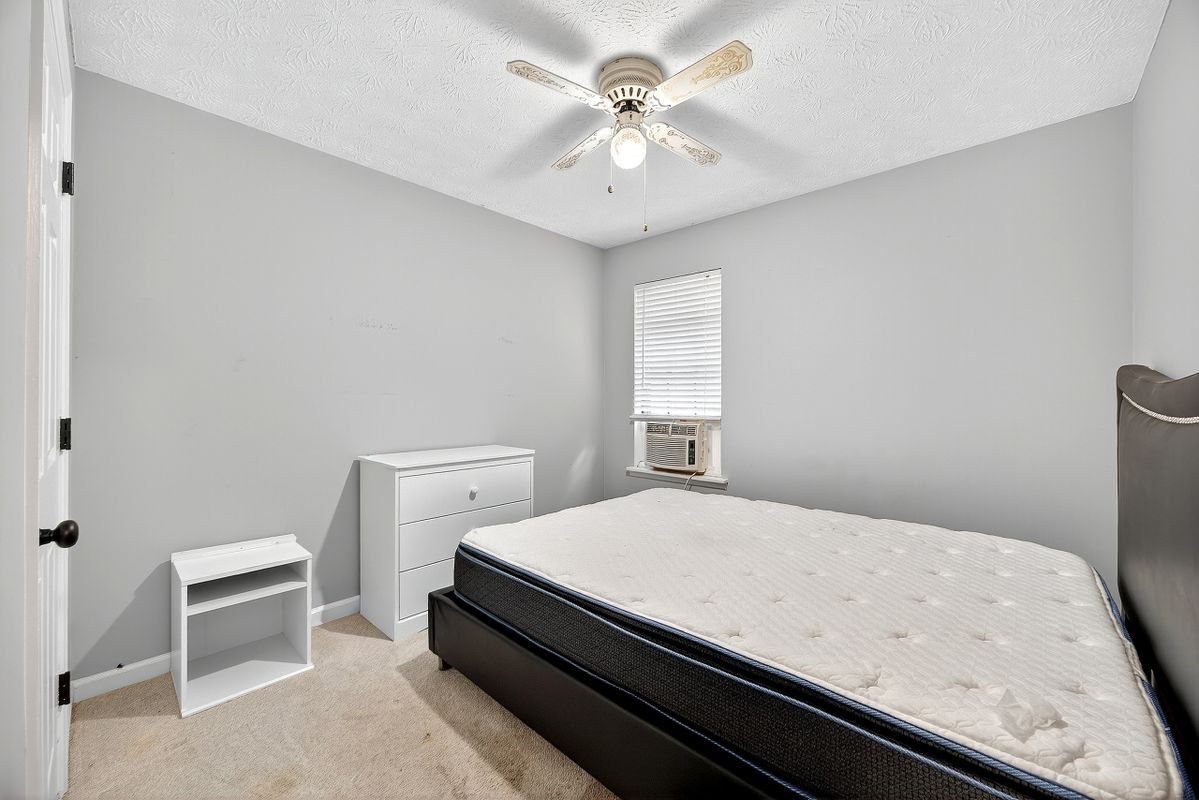 Building Photo - 145 N Bend Trail