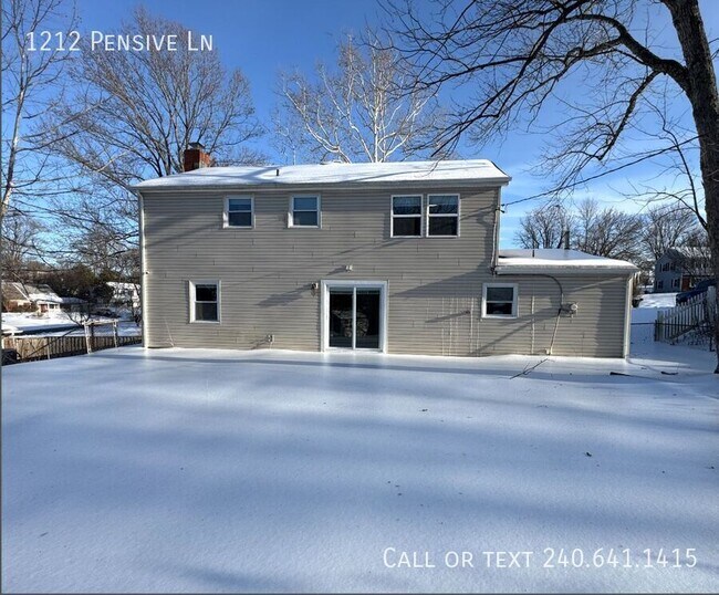 Building Photo - 1212 Pensive Ln