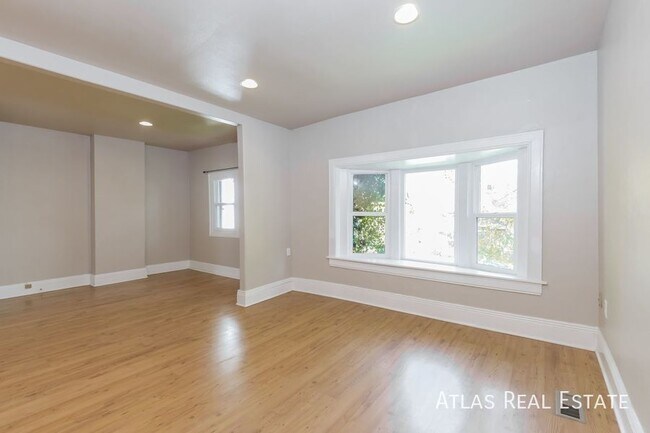 Building Photo - 1231 Lafayette St