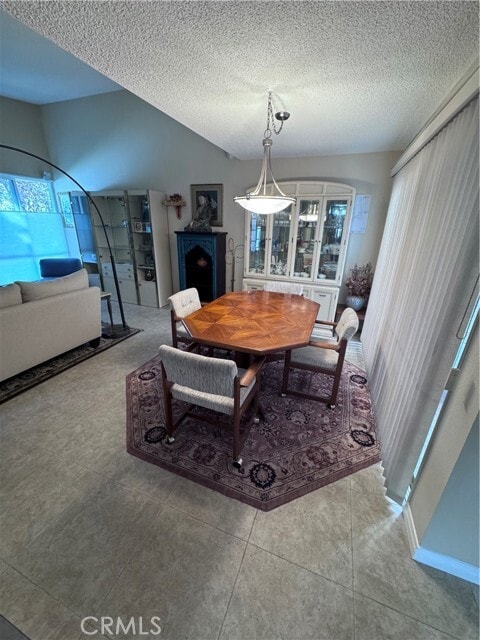 Building Photo - 544 Via Estrada