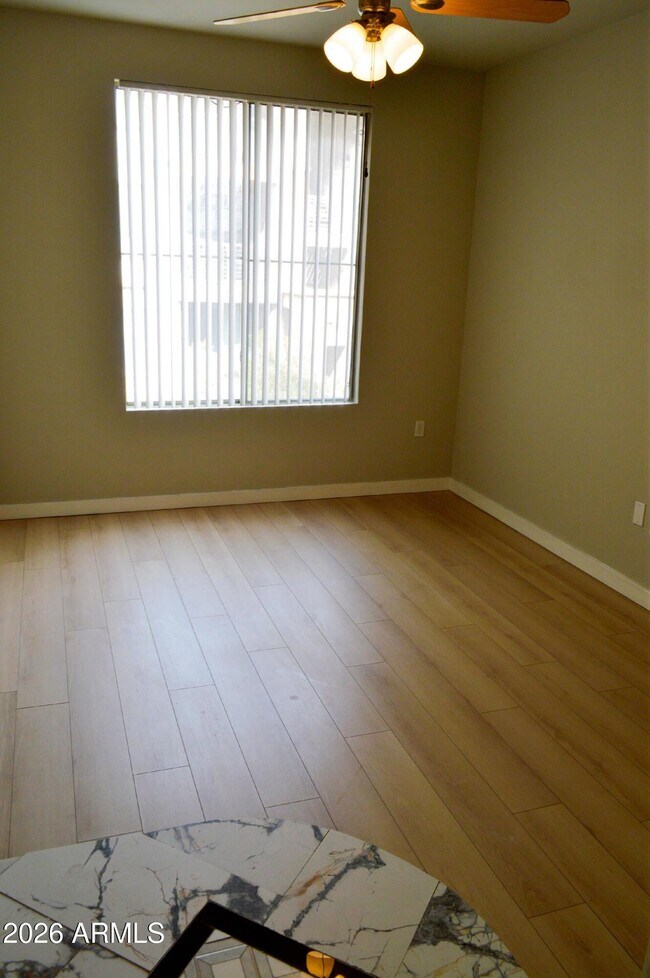 Building Photo - 1701 E Colter St