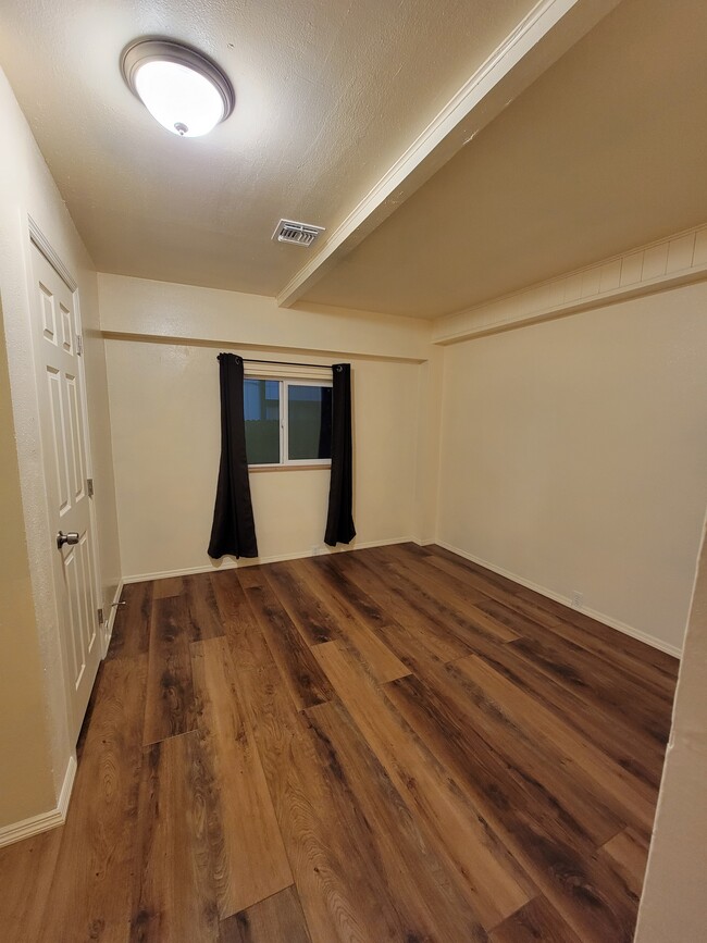 Building Photo - 2024 N 2nd St