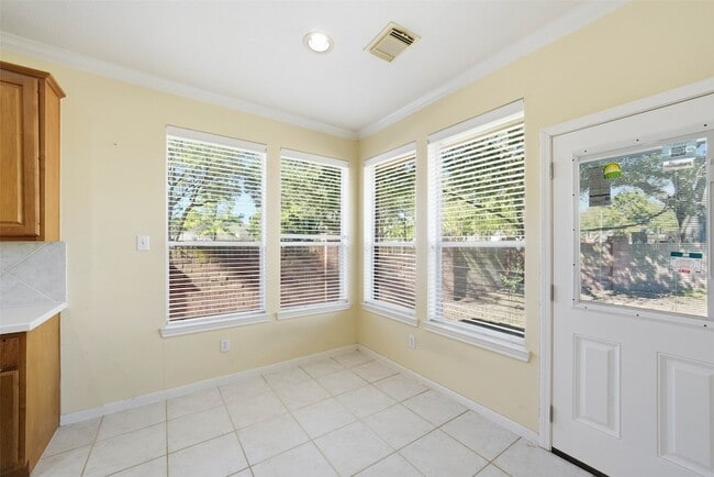 Building Photo - 22314 Ivy Stone Ct