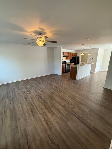 Building Photo - 256 Old Woolen Mill Ln