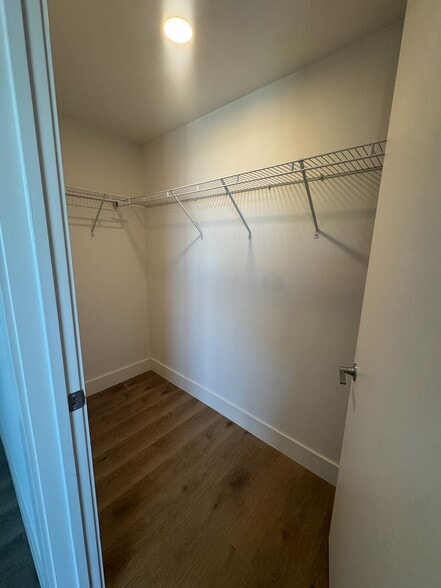 Building Photo - 2459 Fillmore St