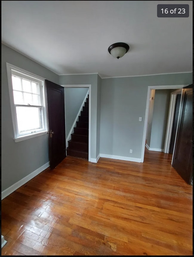 Building Photo - Newly Renovated Single Family Home in Exce...