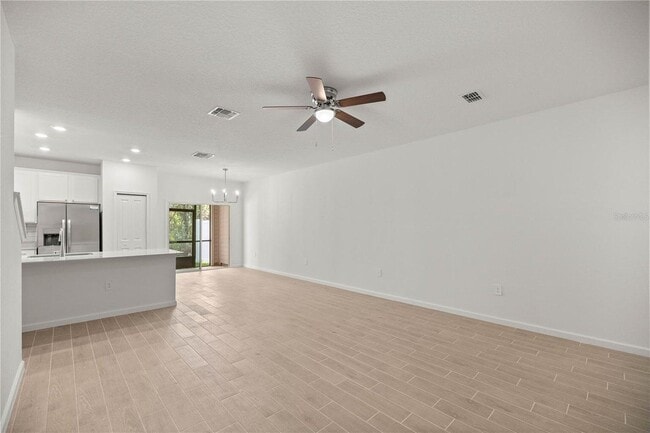 Building Photo - 3607 SE 37th Ct