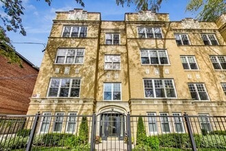Building Photo - 1914 W Chase Ave