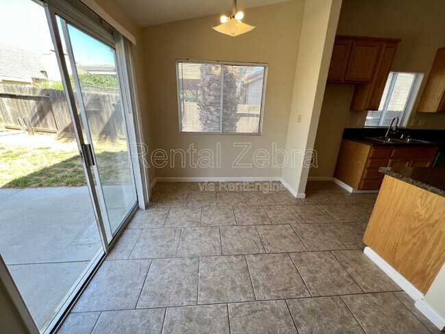 Building Photo - 1209 Duck Blind Cir