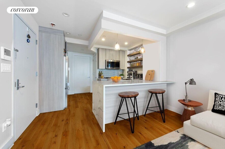 Primary Photo - 23-33-33 31st Rd