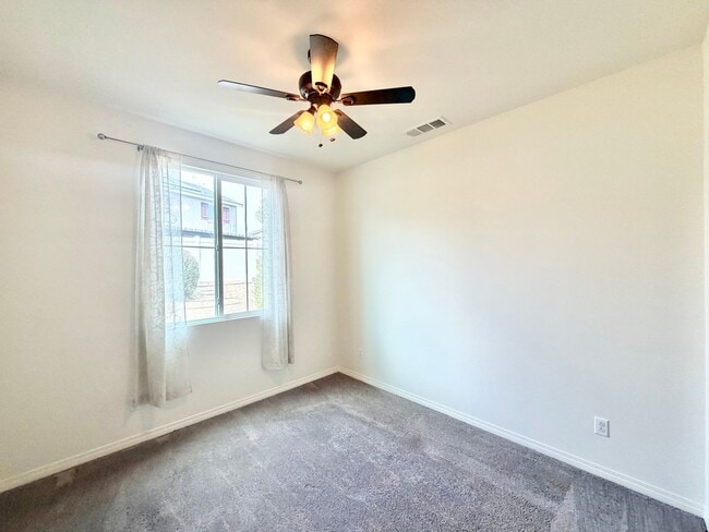 Building Photo - 30136 Sutton Ct