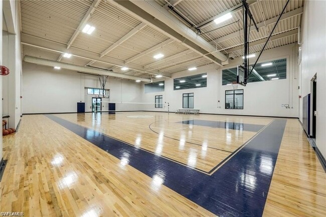 Building Photo - 18271 Ridgeline Dr