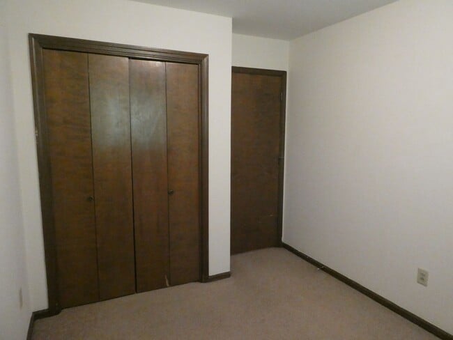 Building Photo - 1409 Joann St