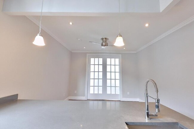 Building Photo - 1 bedroom in New York NY 10019