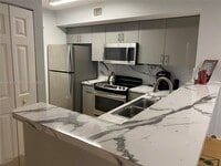 Building Photo - 677 SW 111th Ave