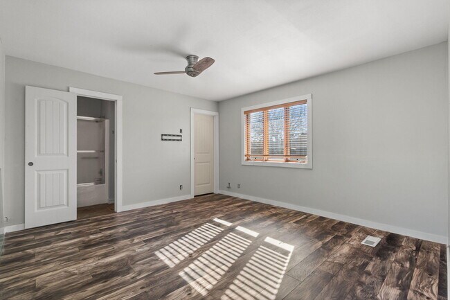 Building Photo - 42 Irish Hills Blvd