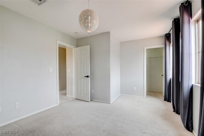 Building Photo - 4317 Desert Park Ave