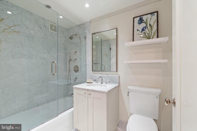 Building Photo - 1111 23rd St NW