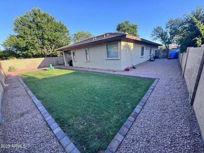 Building Photo - 4290 E Cotton Ct