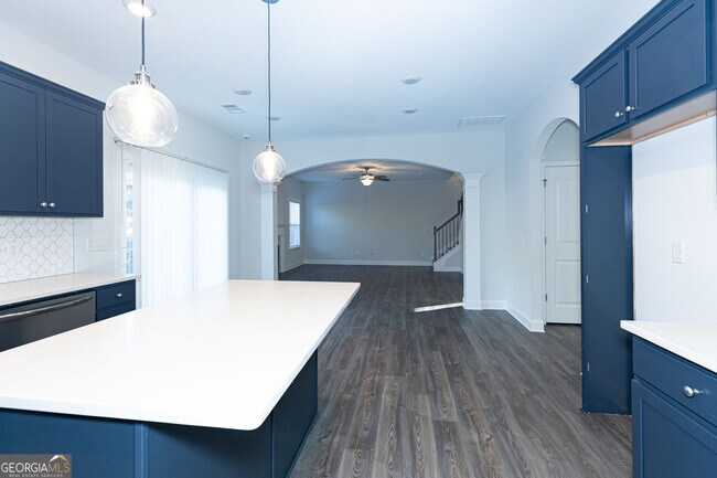 Building Photo - 4510 Mountain Ivy Dr