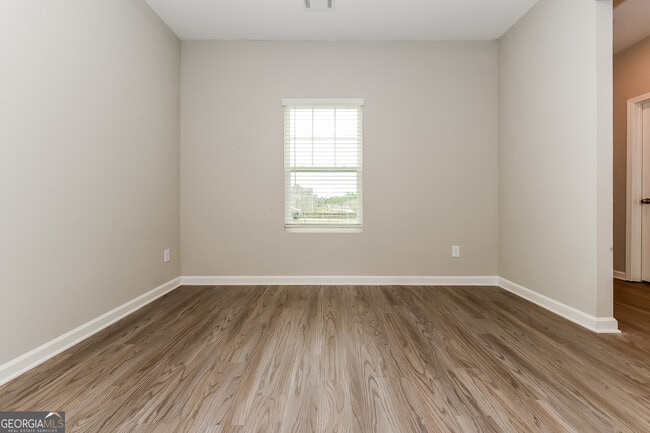 Building Photo - 135 Ashley Trace