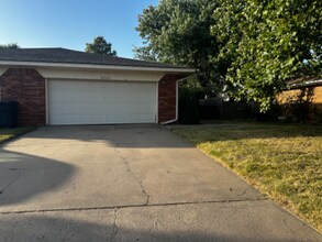 Building Photo - 8209 NW 78th Terrace