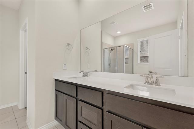 Building Photo - 2804 Cain Dr