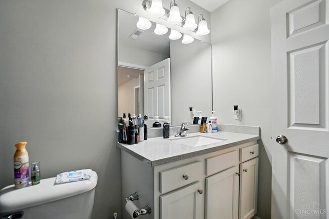 Building Photo - 720 Diamond Loop