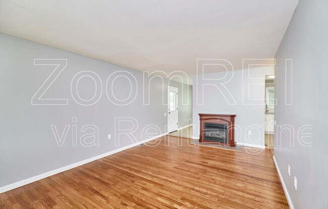 Building Photo - 2700 Steeplechase Ln