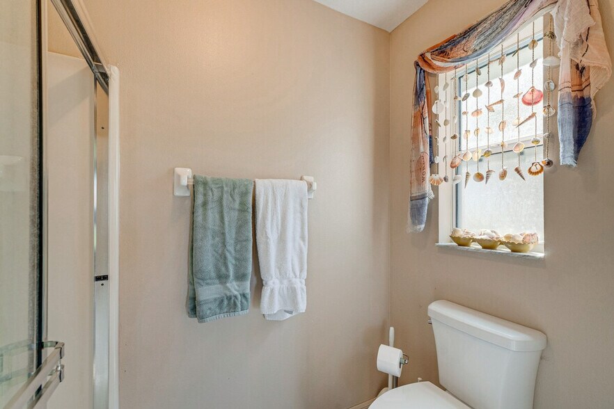 Building Photo - 15870 SW 16th Avenue Rd