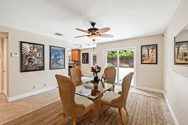 Building Photo - 49035 Tango Ct