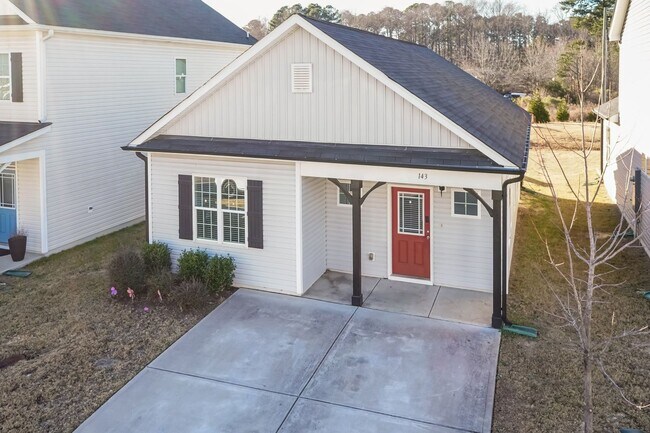 Building Photo - One Level Home Move In Ready!