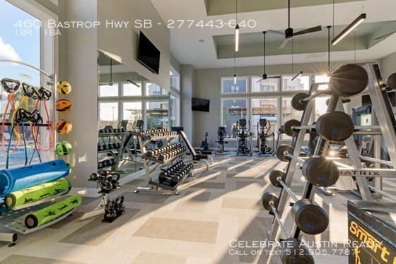 Building Photo - Brand New East VUE Ranch