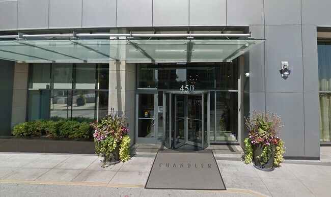 Building Photo - 450 E Waterside Dr